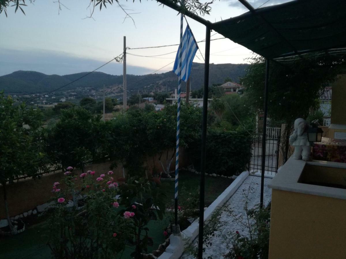 Χαλαρωτική Όμορφη Εξοχική Κατοικια Βίλα Λαύριο Εξωτερικό φωτογραφία
